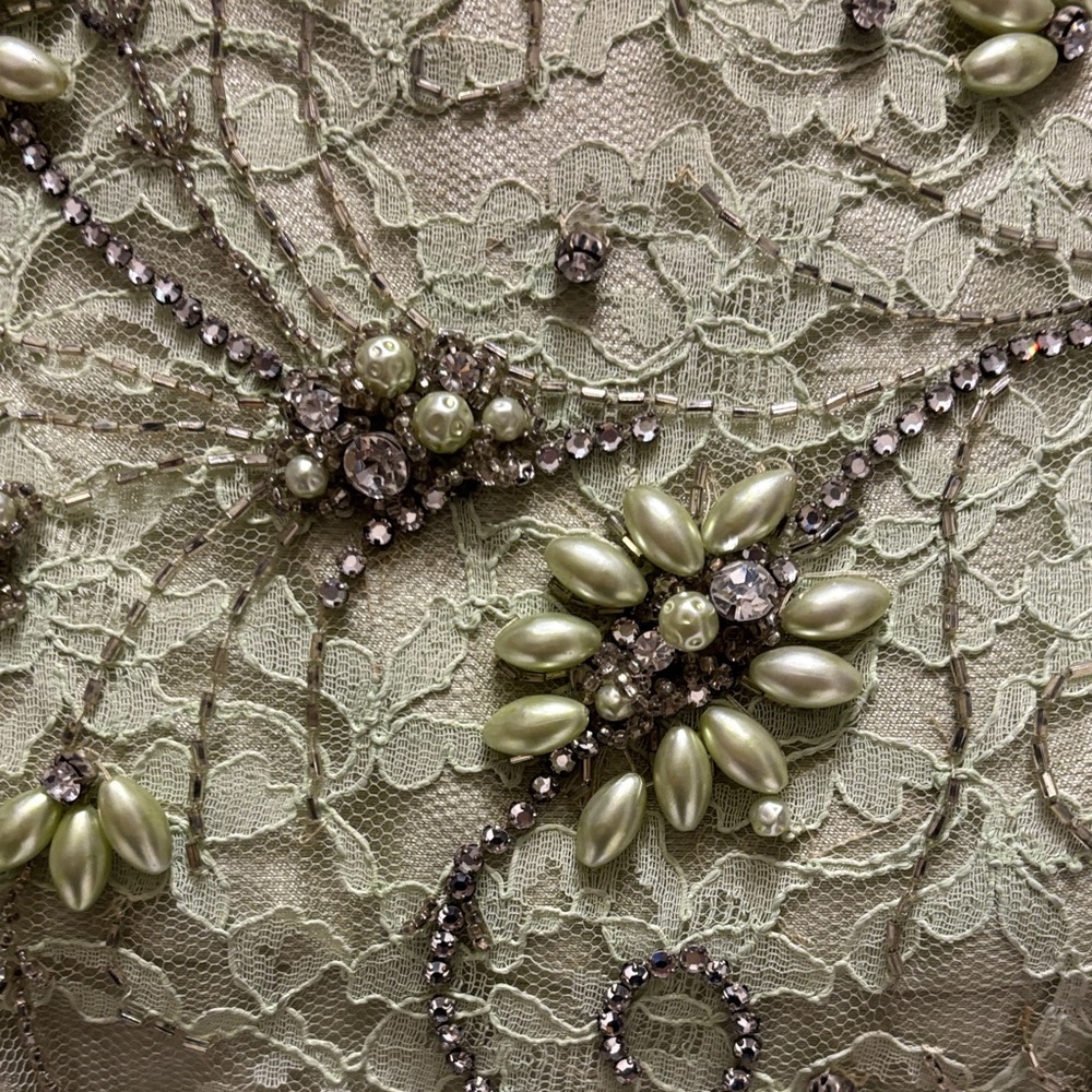 Vintage-stunning silk mint Green Embroidered beaded Dress - Picture 10 of 12